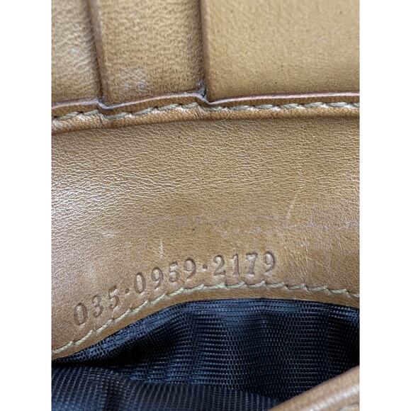 Authentic Gucci Vintage Leather Bifold Wallet with Web Stripe Detail - Picture 16 of 16